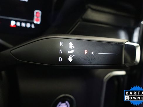 Used 2025 GMC Acadia Elevation image 30