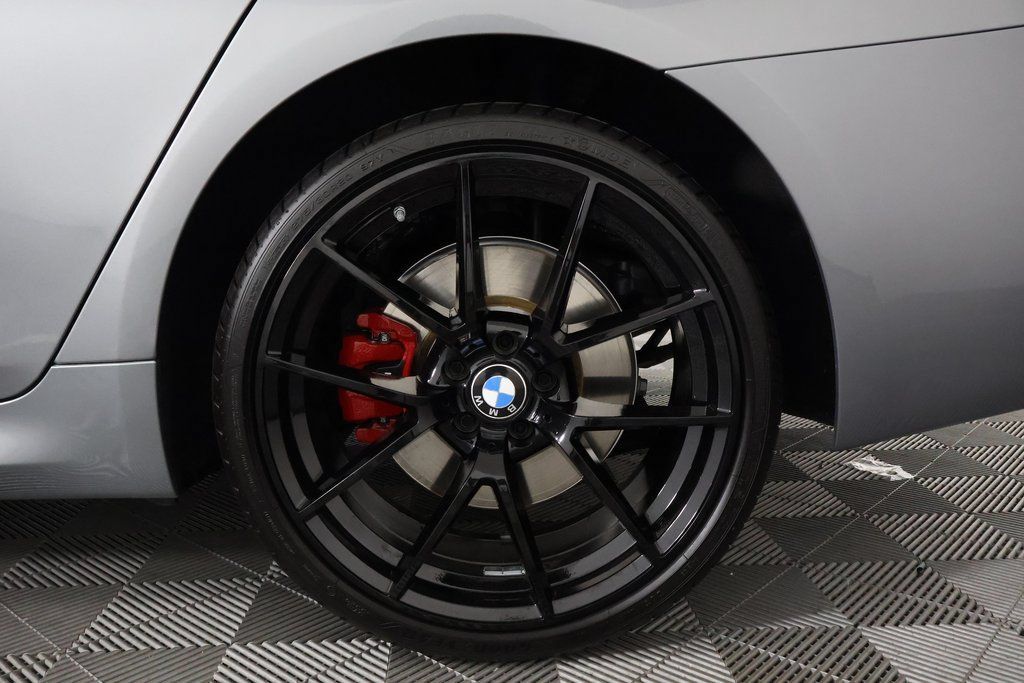 Used 2023 BMW 530e w/ M Sport Package RWD image 16