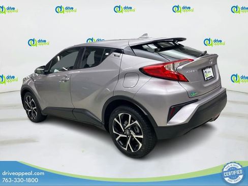 Used 2018 Toyota C-HR XLE FWD image 8