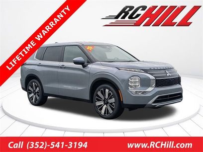 New 2025 Mitsubishi Outlander SE