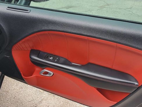 Used 2015 Dodge Challenger R/T Plus image 21