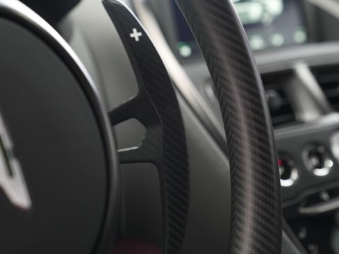 Used 2023 Aston Martin DBS Coupe image 23