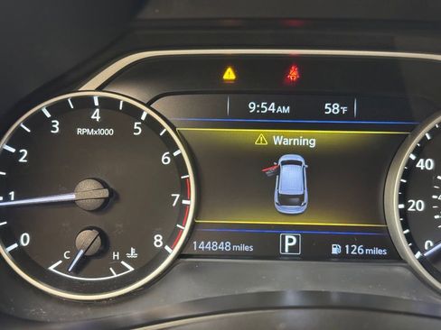 Used 2015 Nissan Murano S image 27