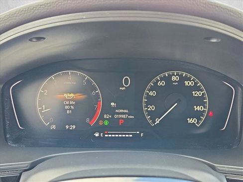 Used 2025 Honda Civic Sport image 10