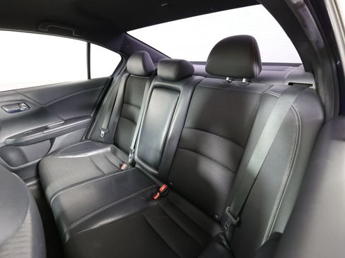 Used 2016 Honda Accord Sport image 15