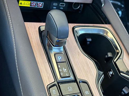 Used 2026 Lexus RX 350 w/ Convenience Package image 23