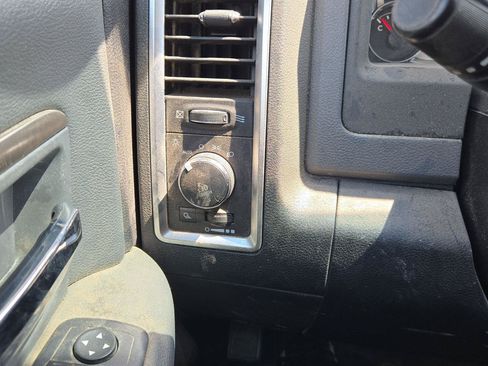 Used 2016 RAM 1500 Big Horn AWD/4WD image 21