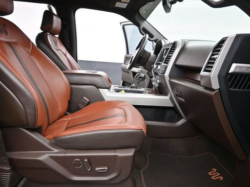 Used 2018 Ford F150 King Ranch w/ Equipment Group 601A Luxury AWD/4WD image 16