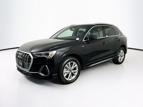 Used 2025 Audi Q3 2.0T Premium AWD/4WD image 3