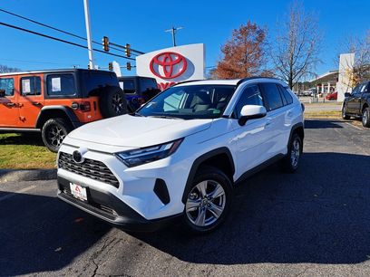New 2025 Toyota RAV4 XLE
