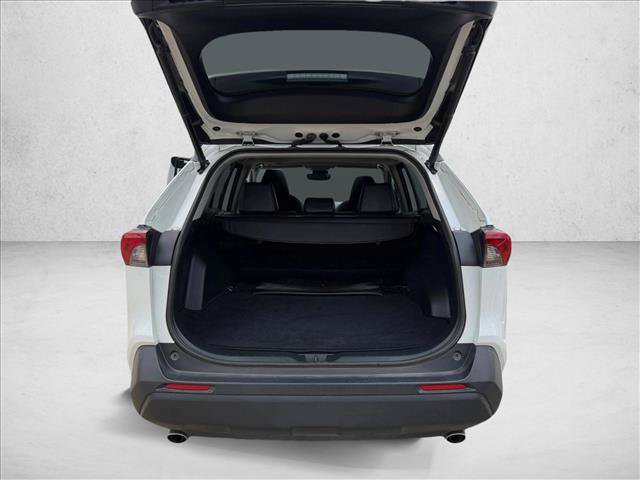 Used 2023 Toyota RAV4 XLE Premium FWD image 6
