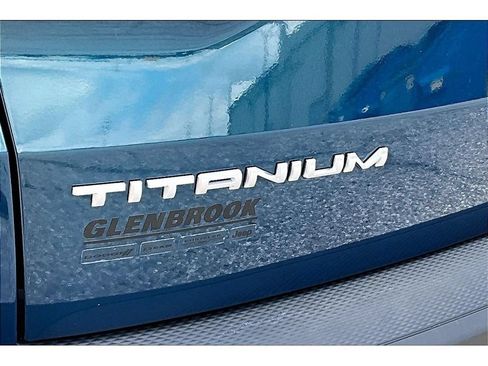 Used 2020 Ford Escape Titanium w/ Titanium Premium Package 2.0 AWD/4WD image 11