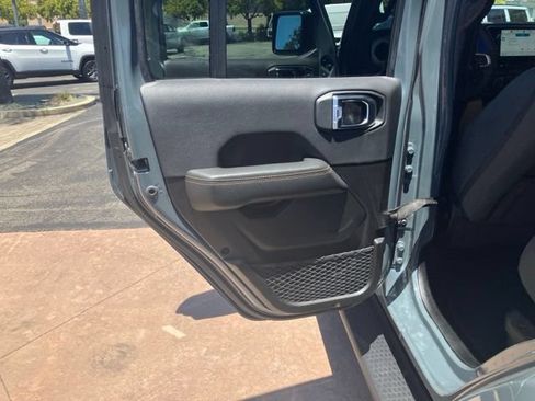 Certified 2025 Jeep Wrangler Unlimited Sahara AWD/4WD image 23