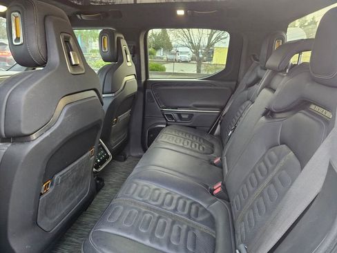 Used 2023 Rivian R1T Adventure image 21