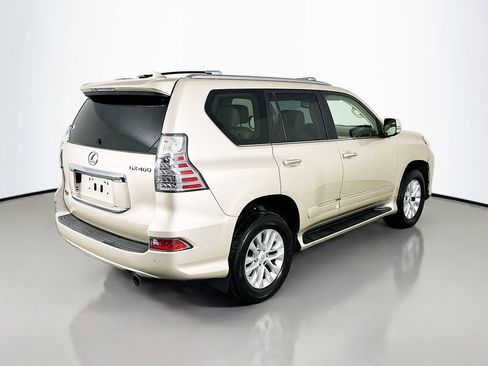 Used 2016 Lexus GX 460 w/ Premium Package AWD/4WD image 7