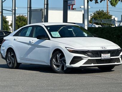Used 2025 Hyundai Elantra Sport