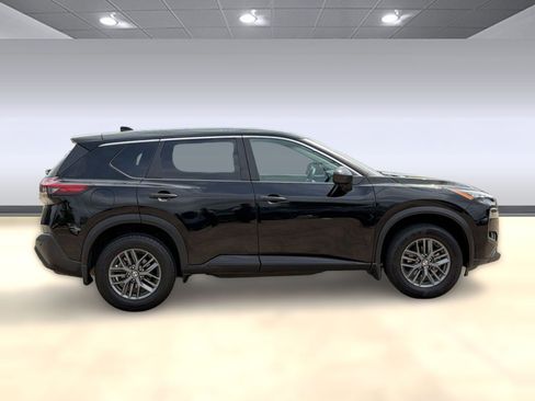 Used 2021 Nissan Rogue S image 8