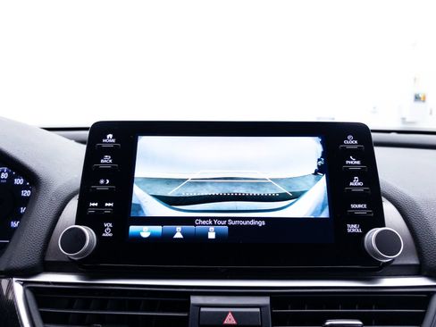 Used 2022 Honda Accord Sport image 7