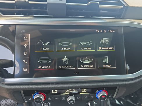 Used 2025 Audi Q3 2.0T Premium AWD/4WD image 19