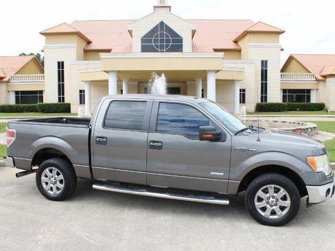 Used 2014 Ford F150 XLT w/ Equipment Group 302A Luxury image 2