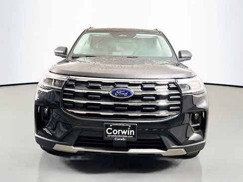 New 2026 Ford Explorer Active w/ Active Comfort Package image 4