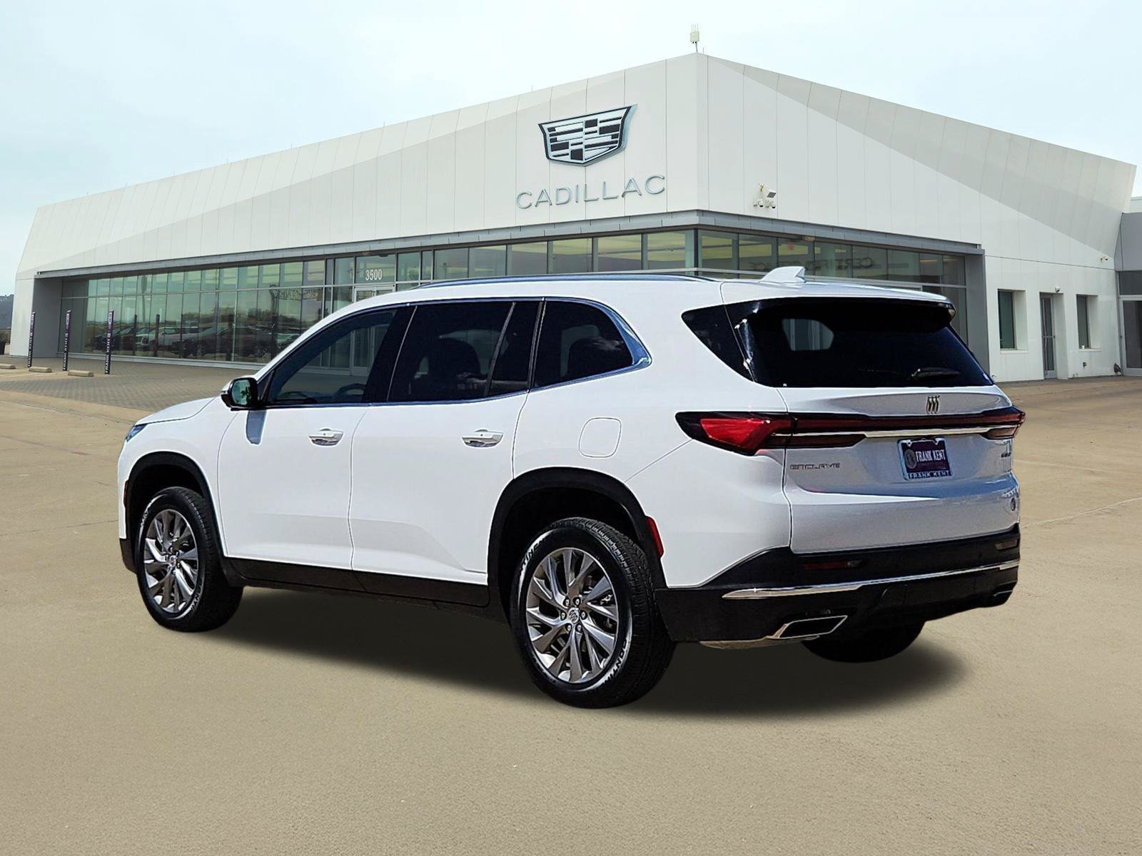 Used 2026 Buick Enclave Preferred FWD image 4