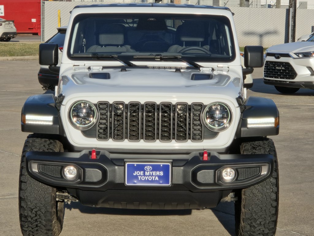 Used 2026 Jeep Wrangler Unlimited Rubicon AWD/4WD image 3