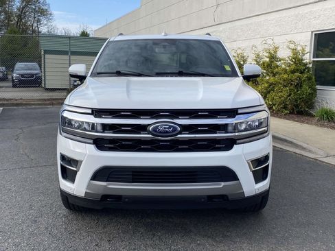 Used 2023 Ford Expedition Max Limited AWD/4WD image 2