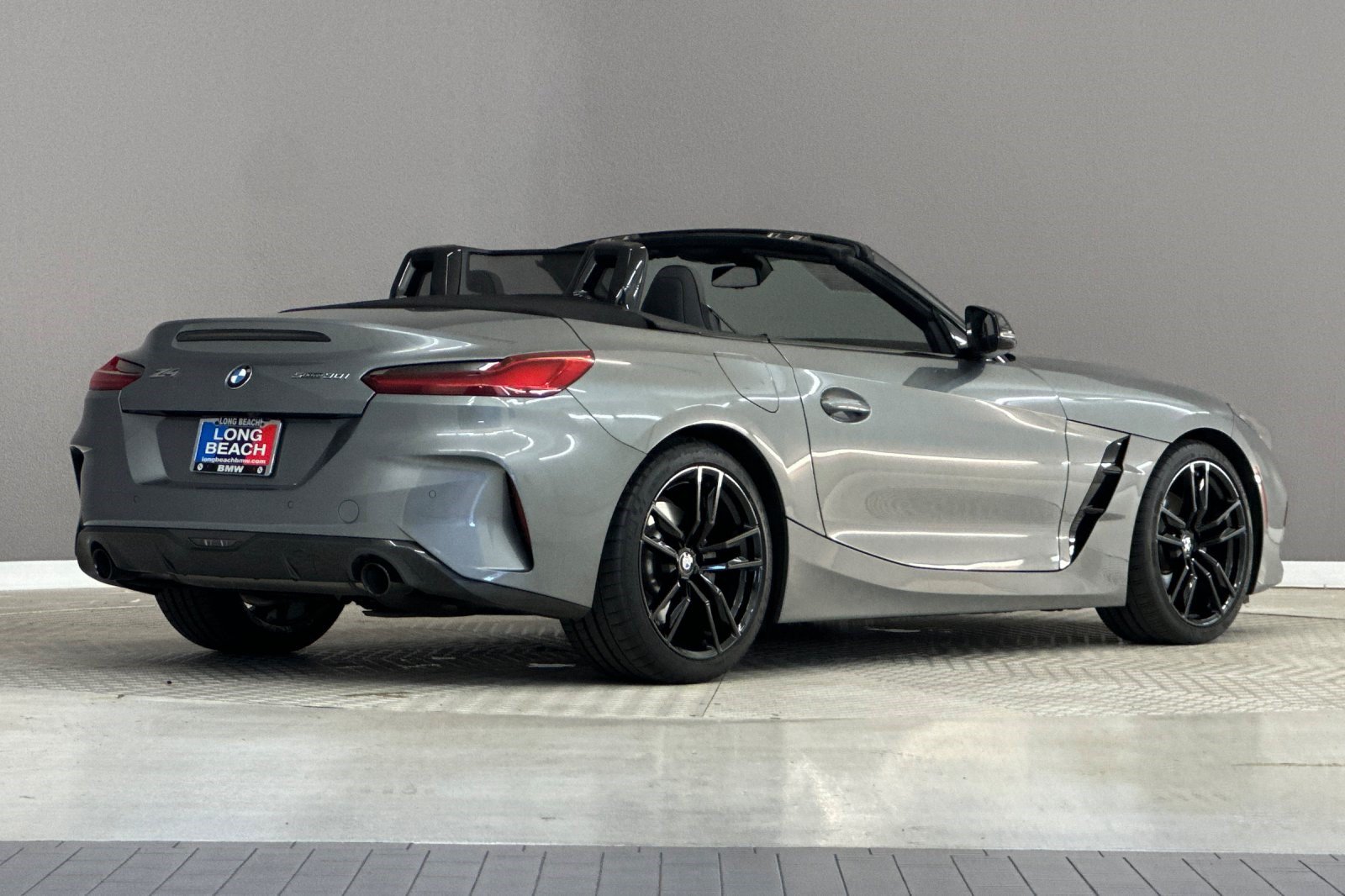 Used 2024 BMW Z4 sDrive30i w/ Shadowloine Package RWD image 8
