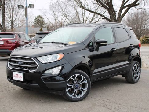 Used 2018 Ford EcoSport SE image 2