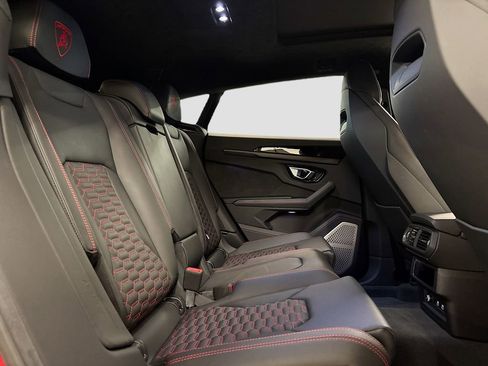 Used 2024 Lamborghini Urus S AWD/4WD image 15