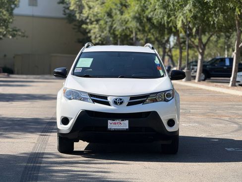 Used 2013 Toyota RAV4 LE AWD/4WD image 6