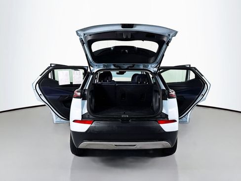Used 2023 Chevrolet Bolt EUV Premier w/ Sun & Sound Package FWD image 22