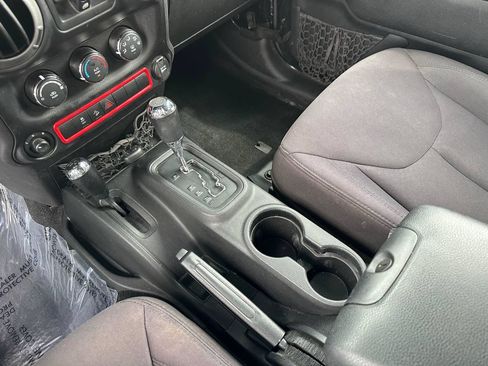Used 2013 Jeep Wrangler Unlimited Sport AWD/4WD image 46