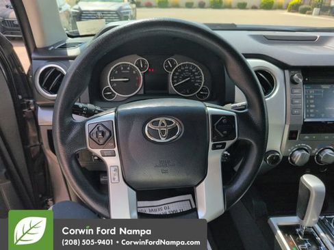 Used 2017 Toyota Tundra SR5 w/ SR5 Upgrade Package AWD/4WD image 14