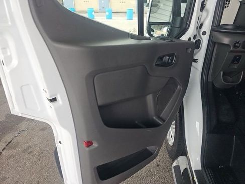 Used 2025 Ford Transit 250 Low Roof w/ Exterior Upgrade Package RWD image 16