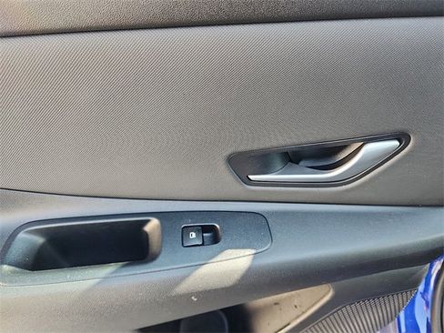 Certified 2023 Hyundai Elantra Limited image 27