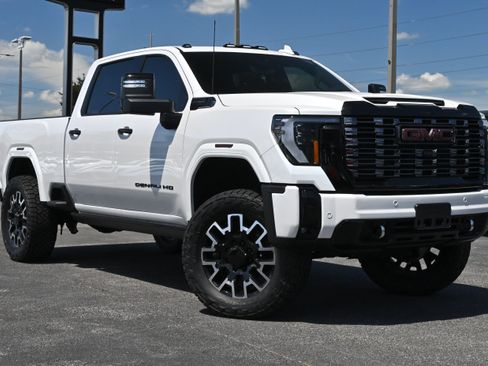 Used 2025 GMC Sierra 2500 Denali Ultimate AWD/4WD image 40
