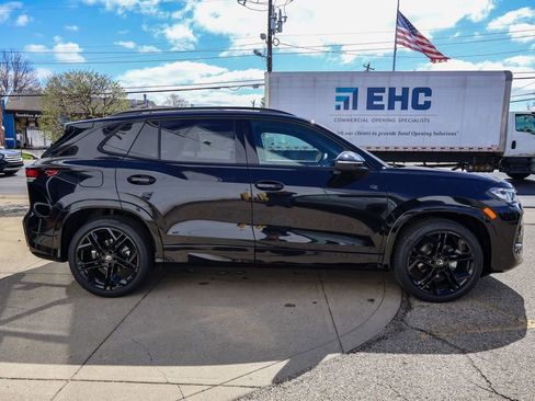 New 2026 Volkswagen Tiguan SE R-Line image 6