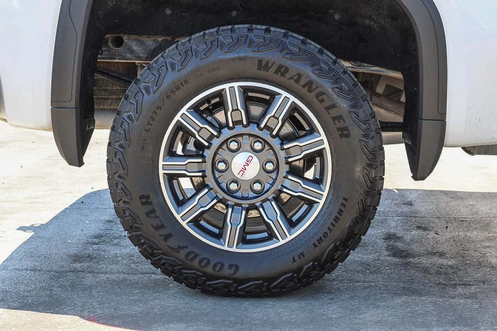 Used 2025 GMC Sierra 1500 AT4 AWD/4WD image 12