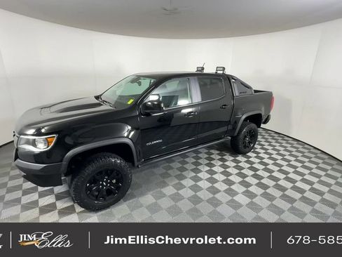 Used 2020 Chevrolet Colorado ZR2 w/ ZR2 Midnight Special Edition image 3