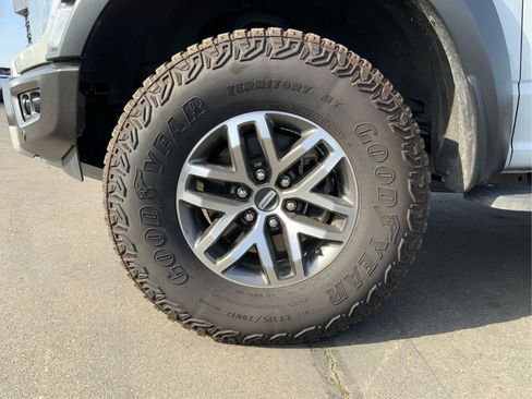 Used 2023 Ford F150 Raptor image 25