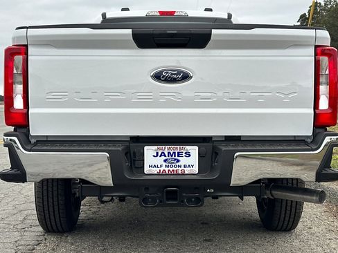 New 2026 Ford F250 XL w/ XL Chrome Package image 11