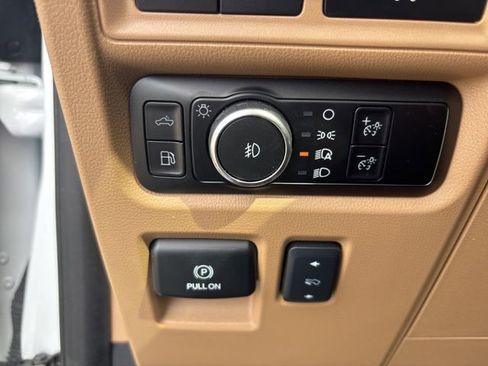 Used 2023 Ford F150 Lariat w/ Equipment Group 502A High AWD/4WD image 13