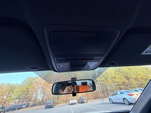 Used 2017 Honda Accord Sport image 27