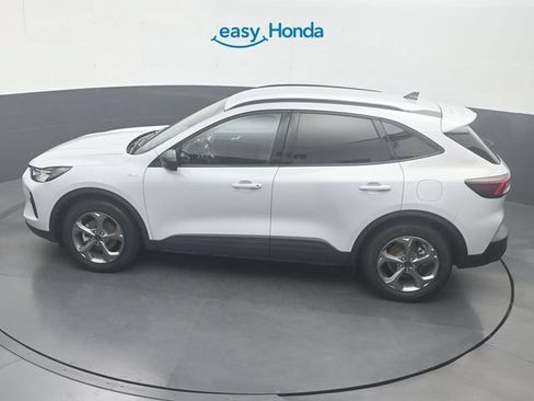 Used 2025 Ford Escape ST-Line FWD image 22