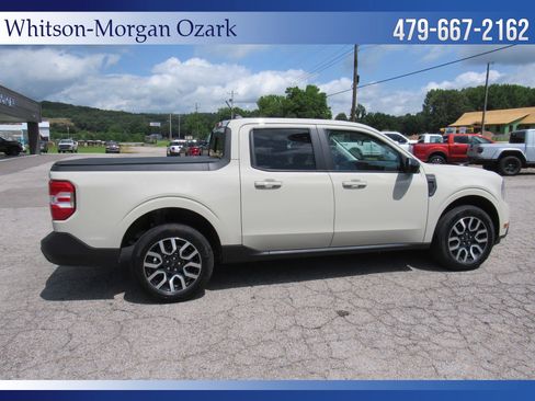 Used 2024 Ford Maverick Lariat AWD/4WD image 16