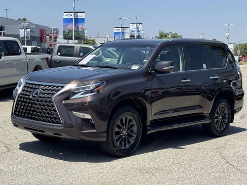 Used 2020 Lexus GX 460 Premium w/ Premium Package AWD/4WD image 3
