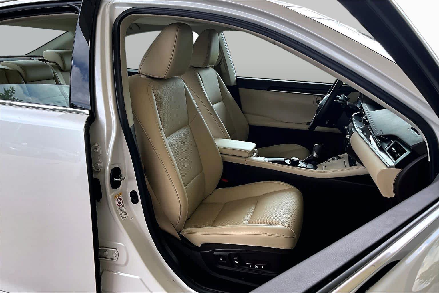 Used 2017 Lexus ES 350 FWD image 8