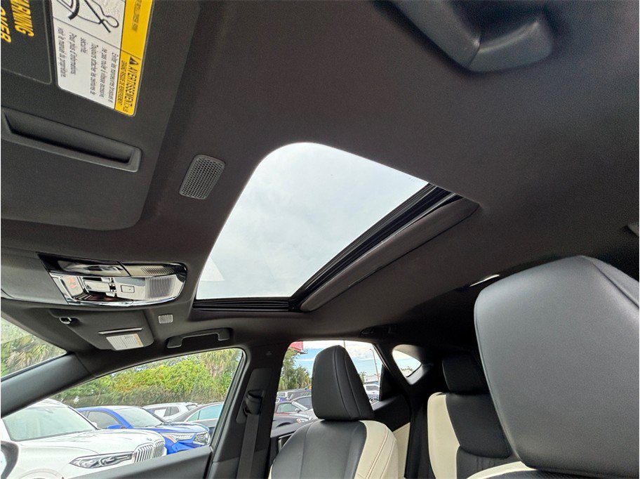 Used 2024 Lexus NX 350h AWD image 34